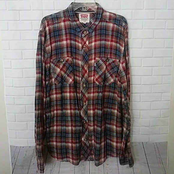 Levi's Other - Levi's red white & blue plaid long-sleeve shirt lg